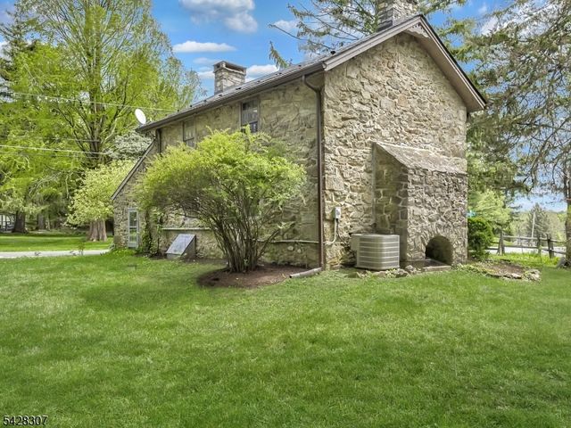 295 County Road 579, Bethlehem Twp., NJ 08804