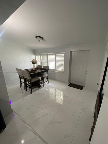 1740 NE 56th St, Fort Lauderdale, FL 33334