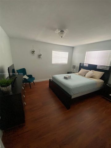 1740 NE 56th St, Fort Lauderdale, FL 33334