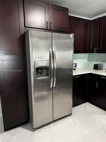 1740 NE 56th St, Fort Lauderdale, FL 33334