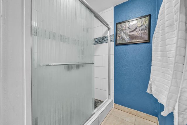 6514 Vialinda Drive, Houston, TX 77083