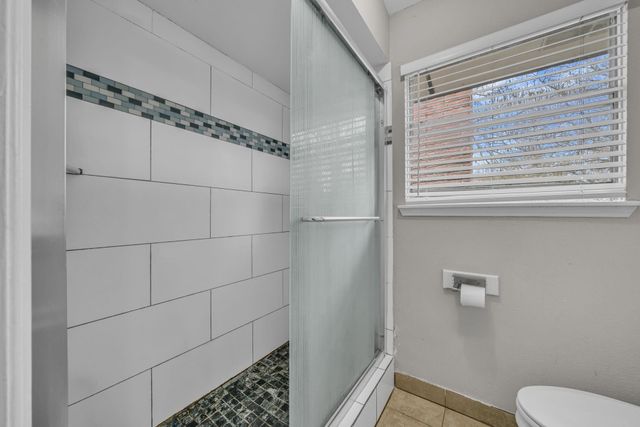 6514 Vialinda Drive, Houston, TX 77083