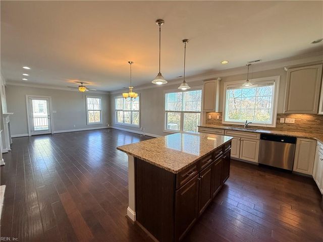 2639 River Watch DR, Suffolk, VA 23434