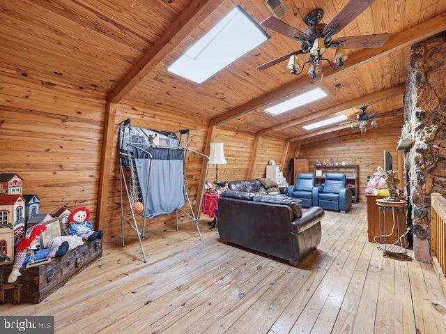 924 S MAYS LANDING RD, Hammonton, NJ 08037