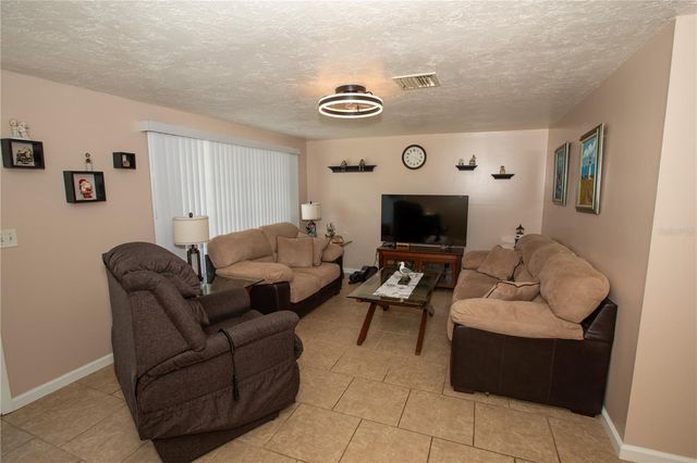 150 LAMBERT ST NW, Port Charlotte, FL 33948