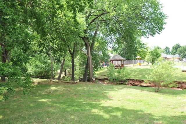 1308 N Jamestown, Edmond, OK 73003