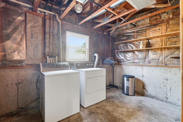 1715 ENNEN DR, Rapid City, SD 57703