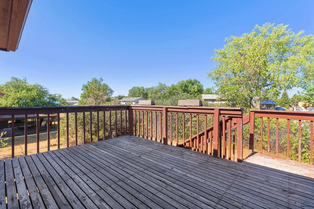 1715 ENNEN DR, Rapid City, SD 57703