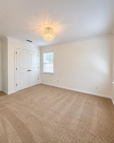 537 Edinburgh Way, Dothan, AL 36305