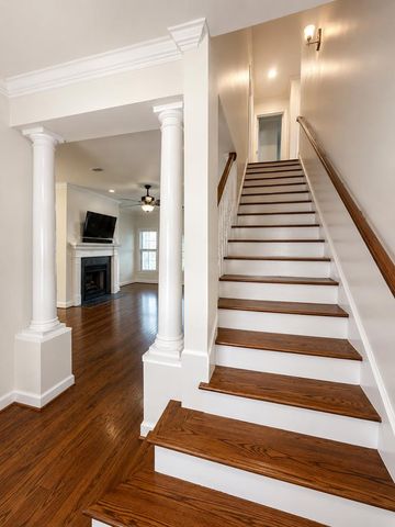 537 Edinburgh Way, Dothan, AL 36305