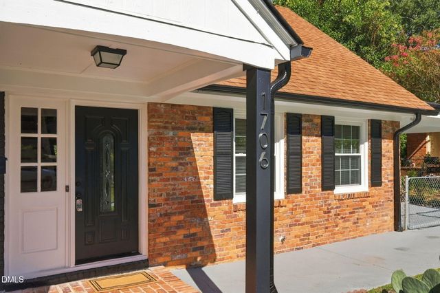 1706 Mcgougan Road, Fayetteville, NC 28303