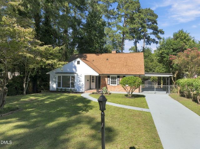 1706 Mcgougan Road, Fayetteville, NC 28303