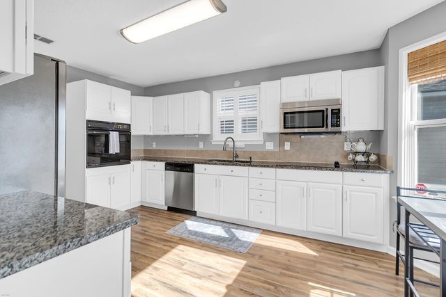 2111 Razorback Lane, Charleston, SC 29414