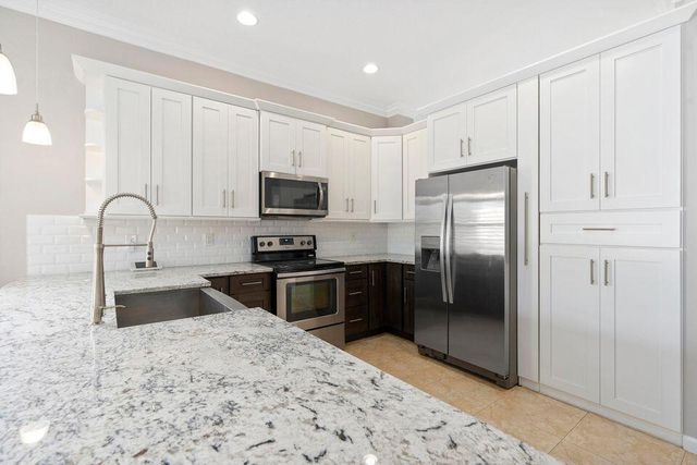 11497 SW Glengarry Court, Port St Lucie, FL 34987