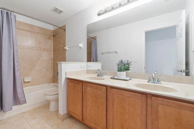 11497 SW Glengarry Court, Port St Lucie, FL 34987