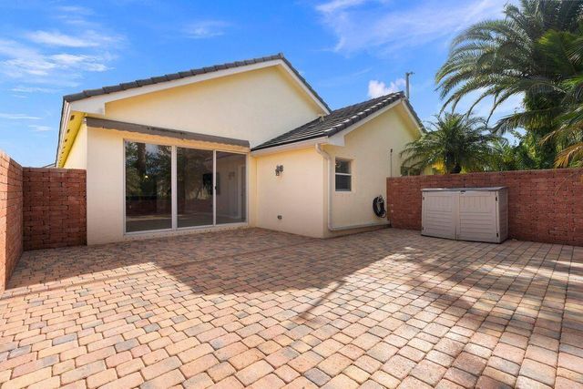 11497 SW Glengarry Court, Port St Lucie, FL 34987