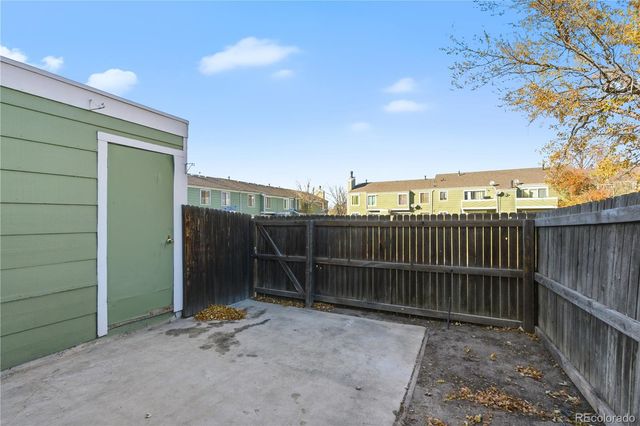 932 S Peoria Street, Aurora, CO 80012