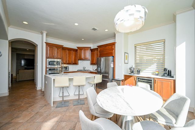 3815 Antibes Lane, Houston, TX 77082