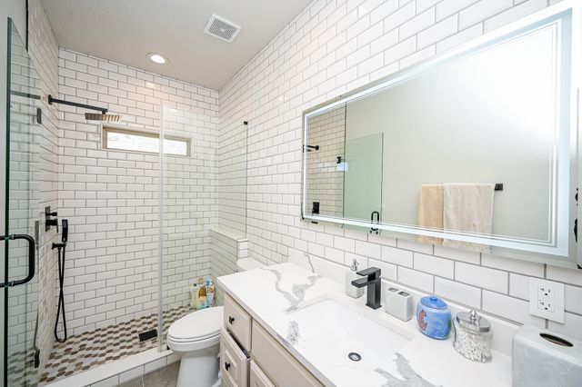 3815 Antibes Lane, Houston, TX 77082