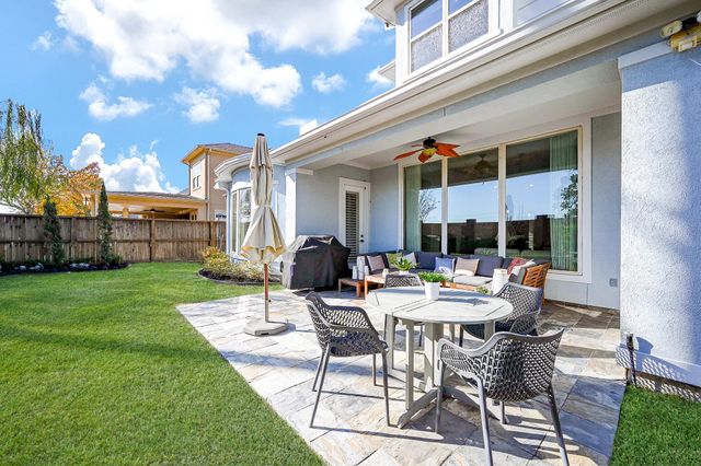 3815 Antibes Lane, Houston, TX 77082