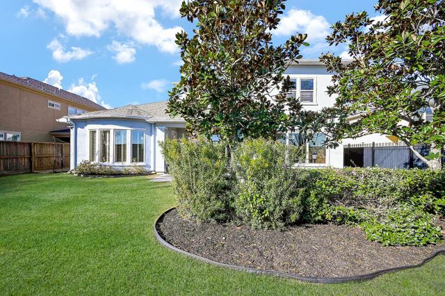 3815 Antibes Lane, Houston, TX 77082