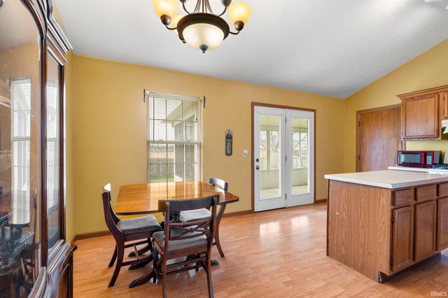 18 W Harter Drive, Lafayette, IN 47909