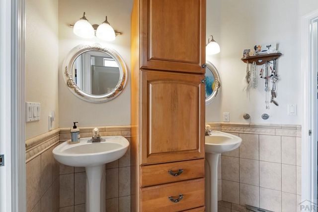 5 College Court, La Junta, CO 81050