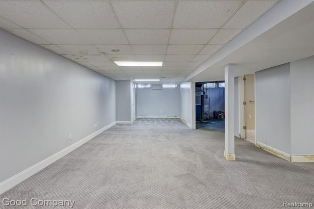 2742 Downey Drive, Troy, MI 48083