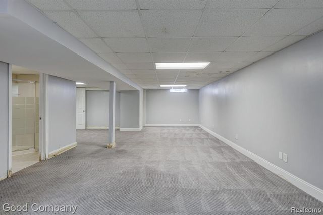 2742 Downey Drive, Troy, MI 48083