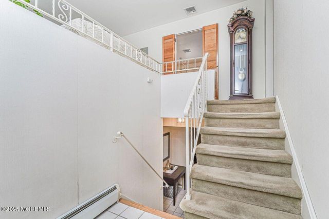 23 Jonathan Drive, Edison, NJ 08820