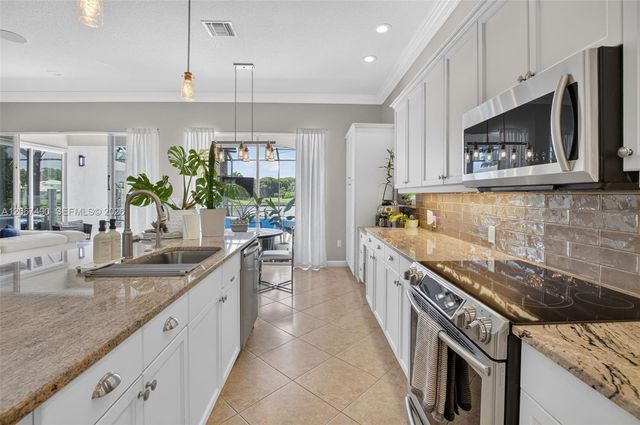 6543 Marbletree Lane, Lake Worth, FL 33467
