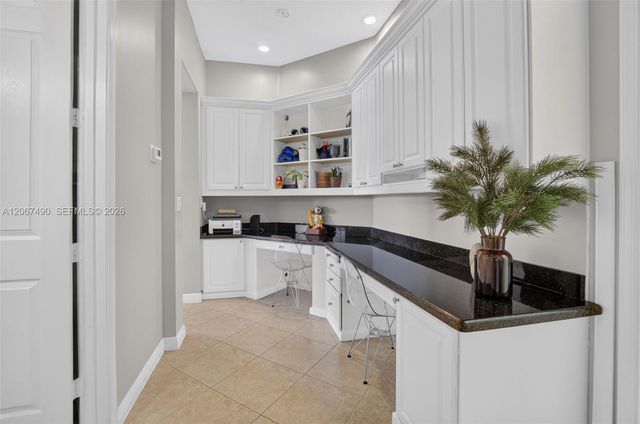 6543 Marbletree Lane, Lake Worth, FL 33467