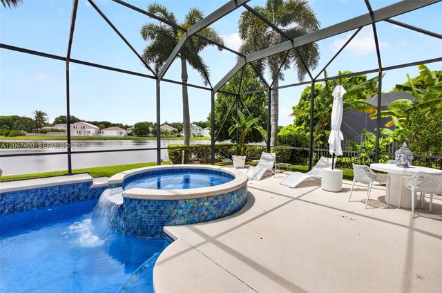 6543 Marbletree Lane, Lake Worth, FL 33467