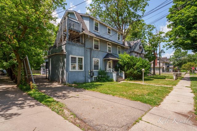 908 S Park Street, Kalamazoo, MI 49001
