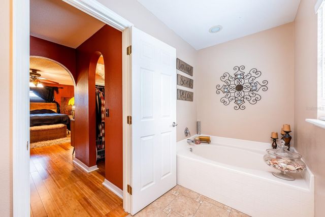 819 SUNSET COVE DRIVE, Winter Haven, FL 33880