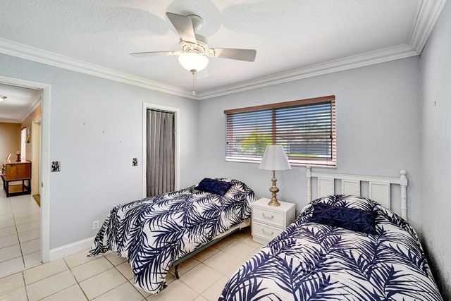 1710 NW 111th Terrace, Pembroke Pines, FL 33026