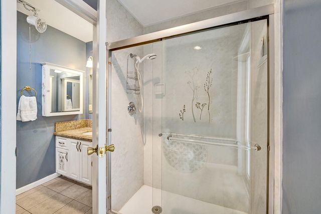 1710 NW 111th Terrace, Pembroke Pines, FL 33026