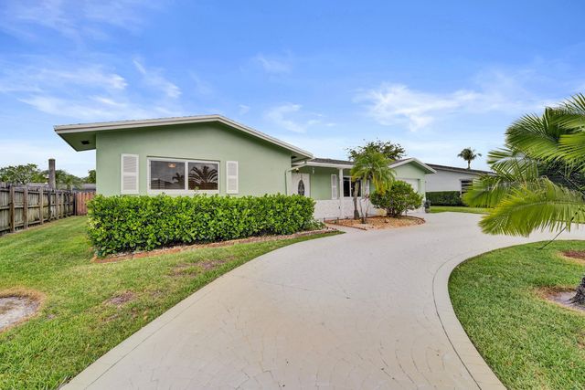 1710 NW 111th Terrace, Pembroke Pines, FL 33026