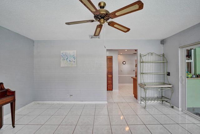 1710 NW 111th Terrace, Pembroke Pines, FL 33026