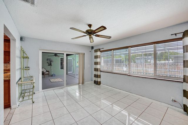 1710 NW 111th Terrace, Pembroke Pines, FL 33026