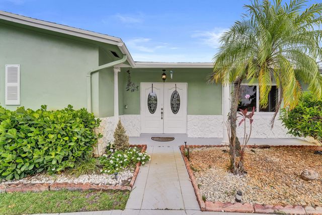 1710 NW 111th Terrace, Pembroke Pines, FL 33026