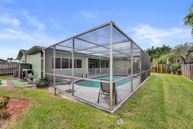 1710 NW 111th Terrace, Pembroke Pines, FL 33026