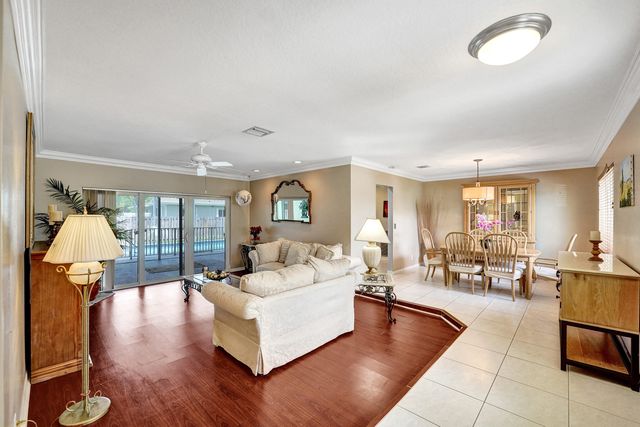 1710 NW 111th Terrace, Pembroke Pines, FL 33026