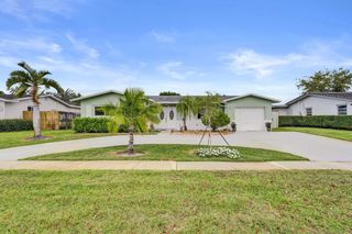 1710 NW 111th Terrace, Pembroke Pines, FL 33026