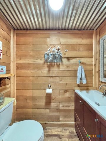 76 Blue Street, Port O'connor, TX 77982