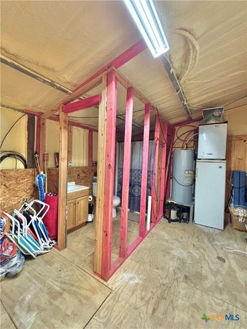 76 Blue Street, Port O'connor, TX 77982