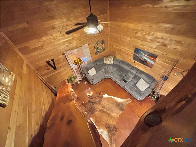 76 Blue Street, Port O'connor, TX 77982