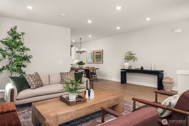 433 Parkside Walk, Sammamish, WA 98074