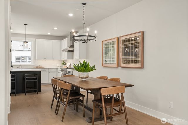 433 Parkside Walk, Sammamish, WA 98074