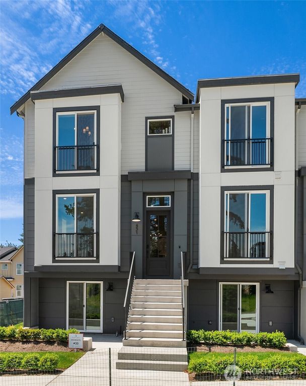 433 Parkside Walk, Sammamish, WA 98074
